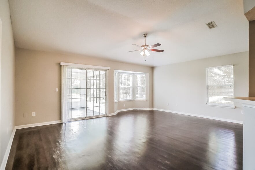 Building Photo - 11132 Coldfield Dr
