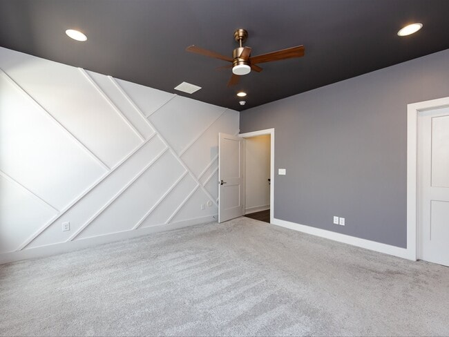 Building Photo - 1207 E 36th St