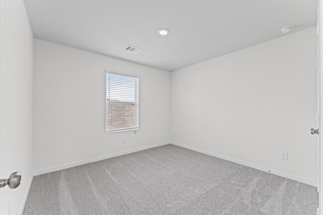 Building Photo - 259 Brazen Forest Trl