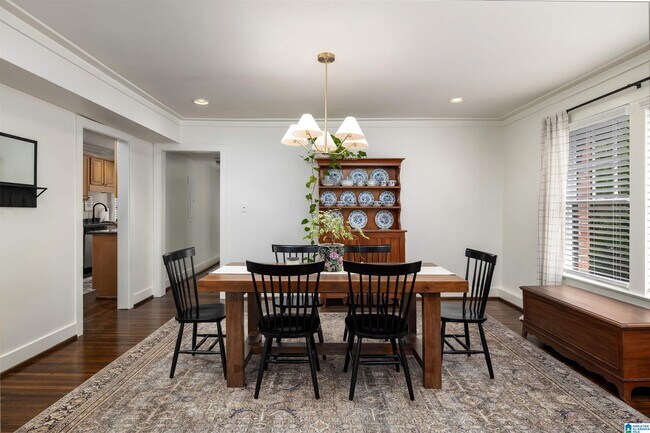 Building Photo - 1305 31st St S