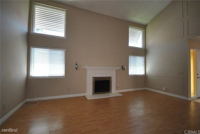 Building Photo - 2 br, 4 bath House - 2927 Gingerwood Cir