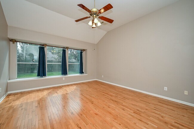 Building Photo - 12915 Fern Mill Ct