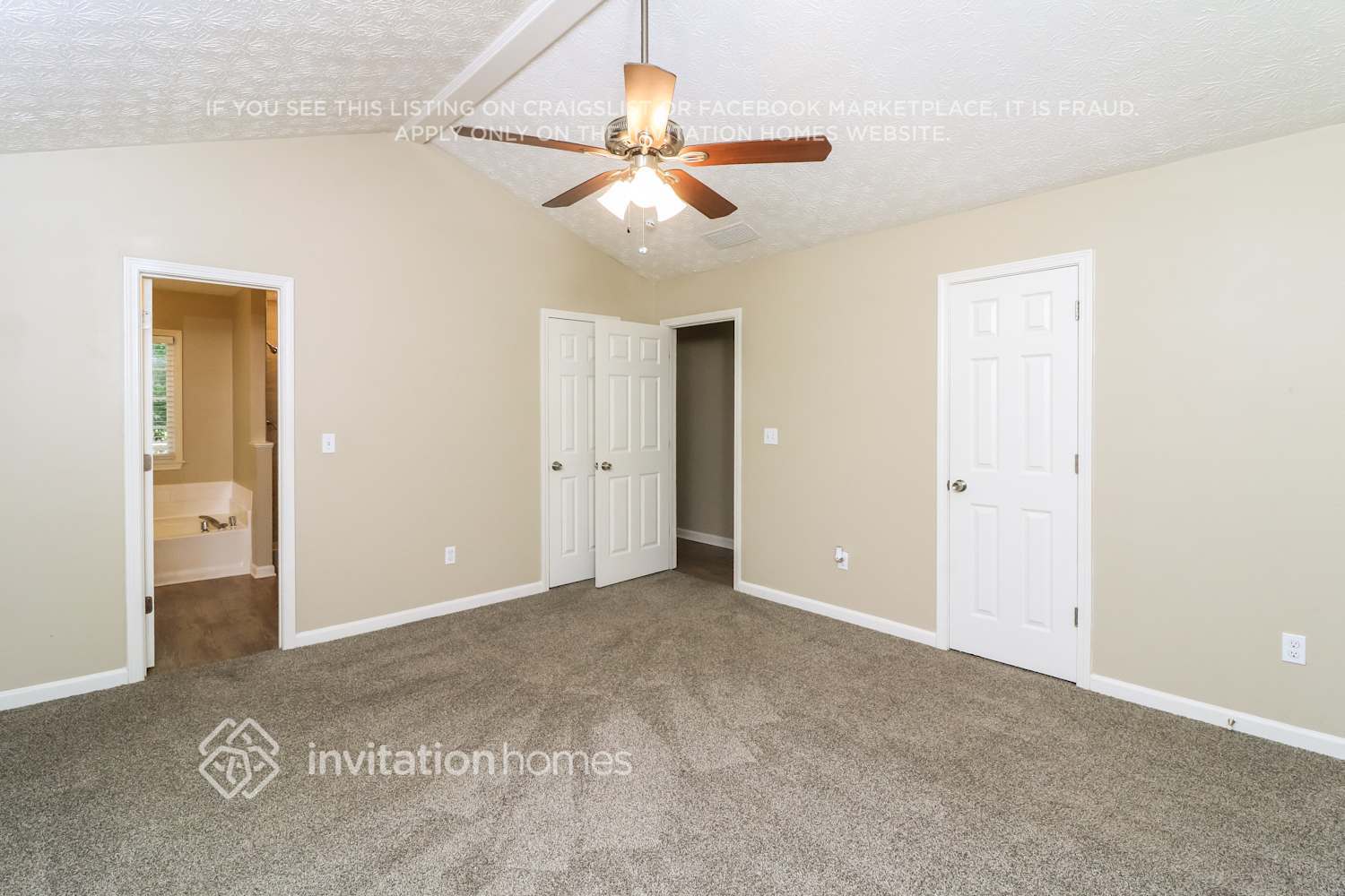 Building Photo - 2849 Meadow Dr