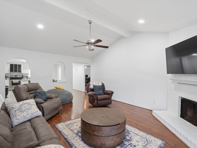 Building Photo - 22815 Carter Moir Ln