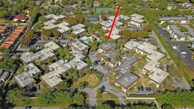 Building Photo - 9394 SW 77th Ave