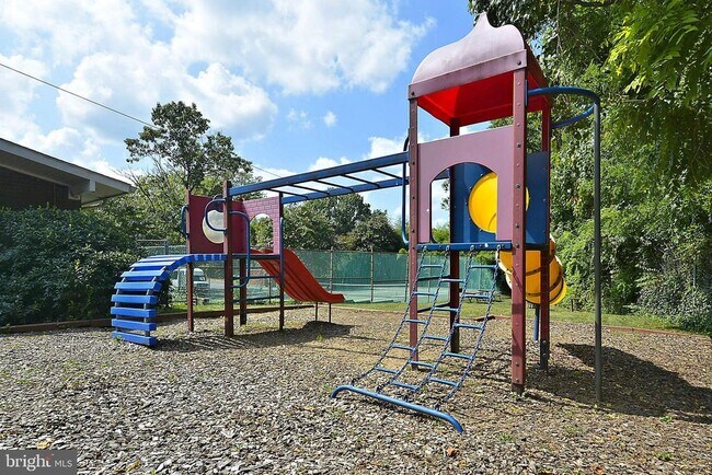 Building Photo - 11801 Rockville Pike