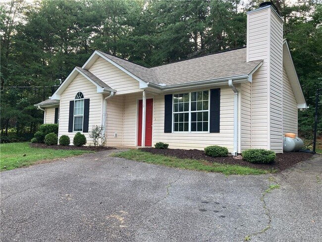 Building Photo - 6110 Lakeside Ct