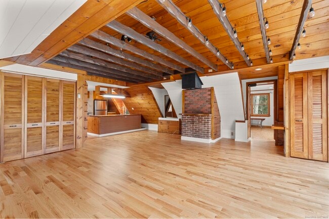 Building Photo - 182 Guinea Rd