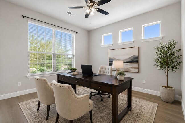 Building Photo - 138 Spanish Bluebell Dr