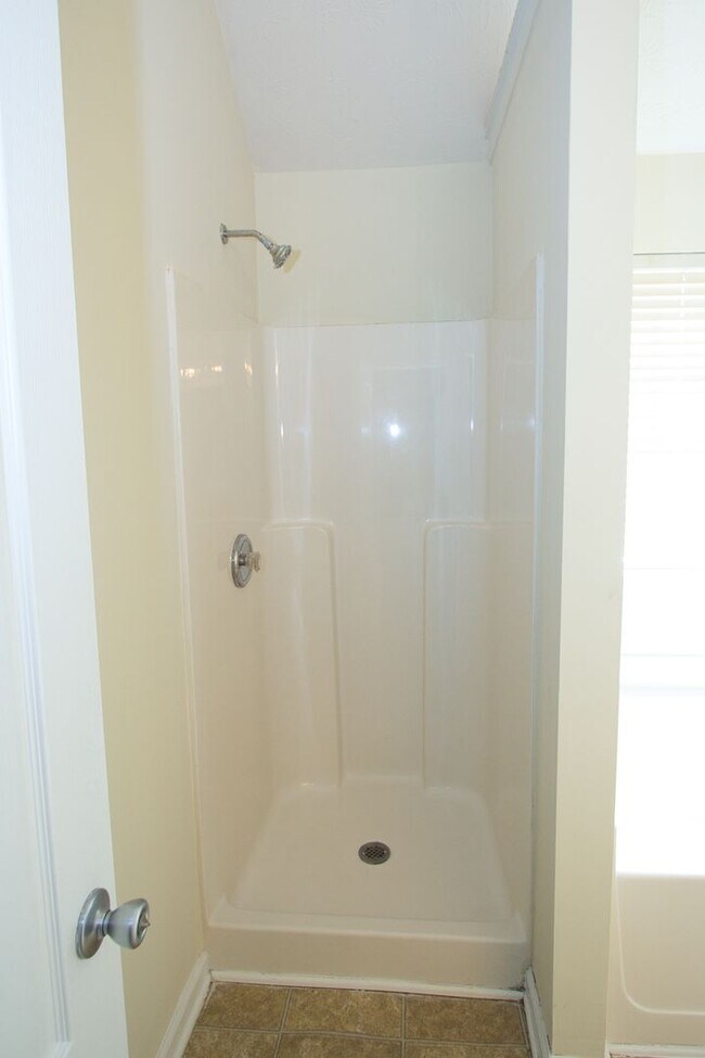 Building Photo - Available Now! – Beautiful 4-Bedroom Home in Loganville, GA!