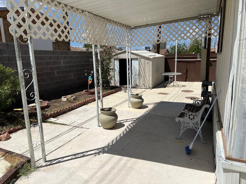 Building Photo - 252 Mojave Ln