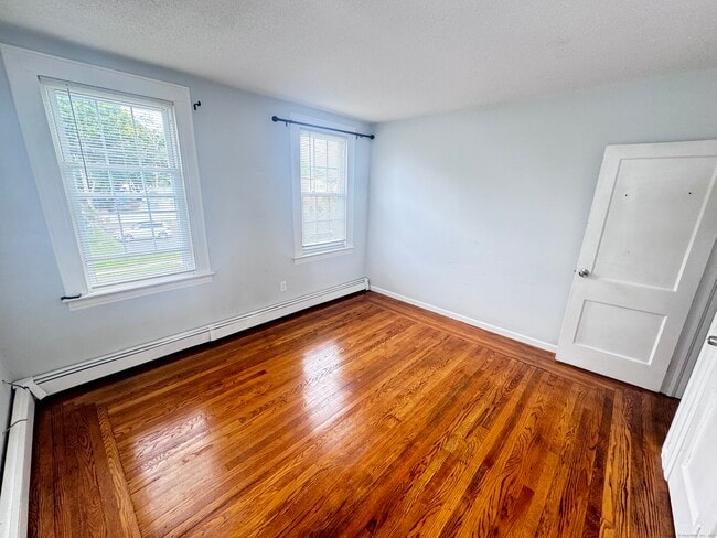 Building Photo - 26 Bradley Ave