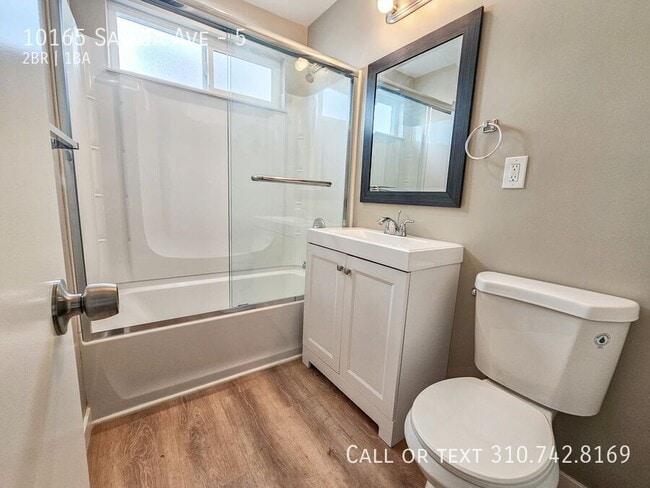 Building Photo - 10165 Samoa Ave