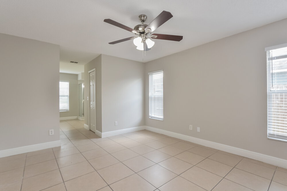 Building Photo - 5176 Heatherstone Ct