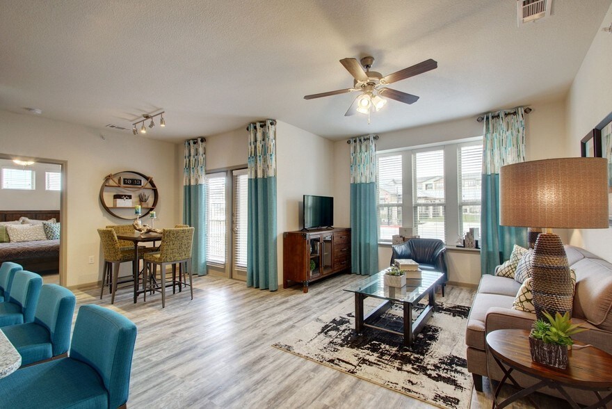 Enclave Falcon Pointe 2132 Falcon Village Ln Pflugerville TX 78660