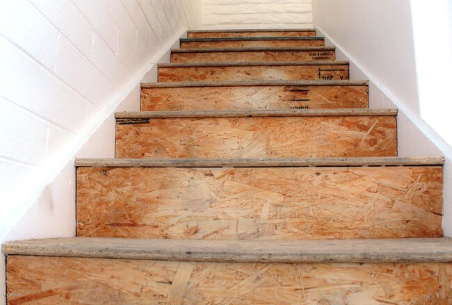 Building Photo - 3318 N 18th Ave