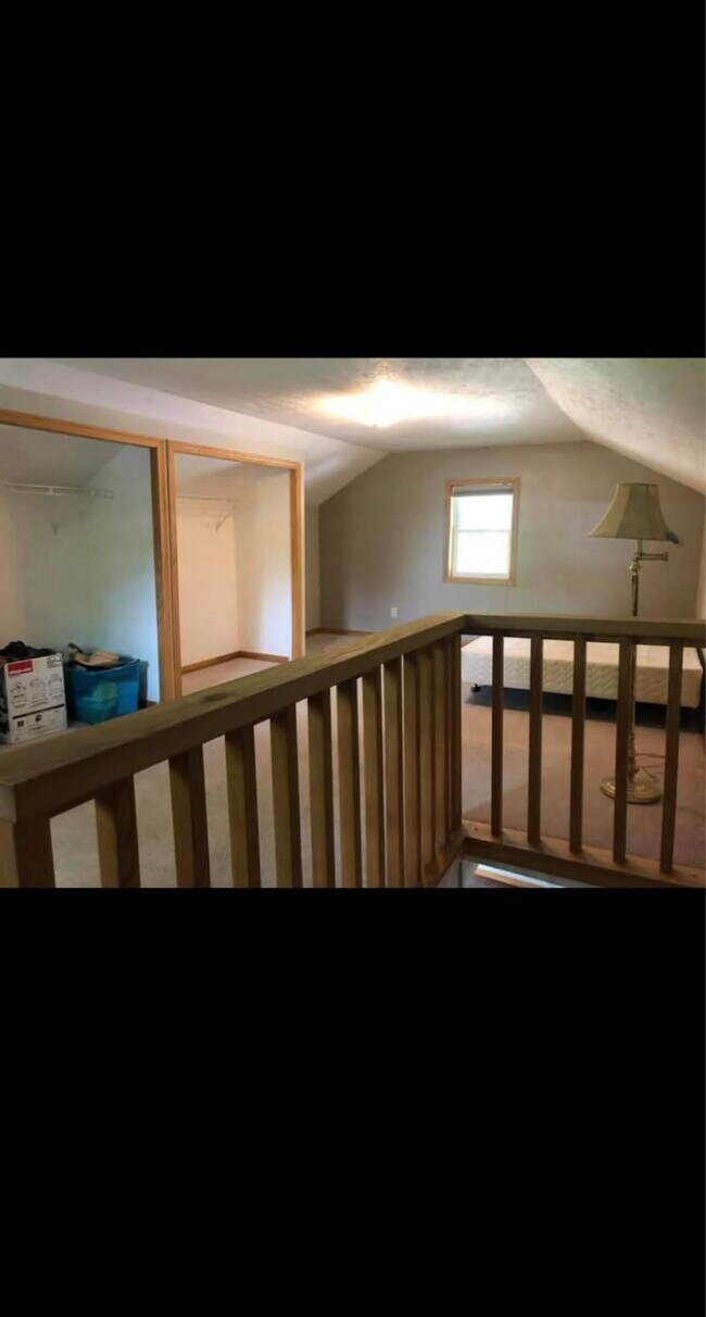 Building Photo - 608 N West St