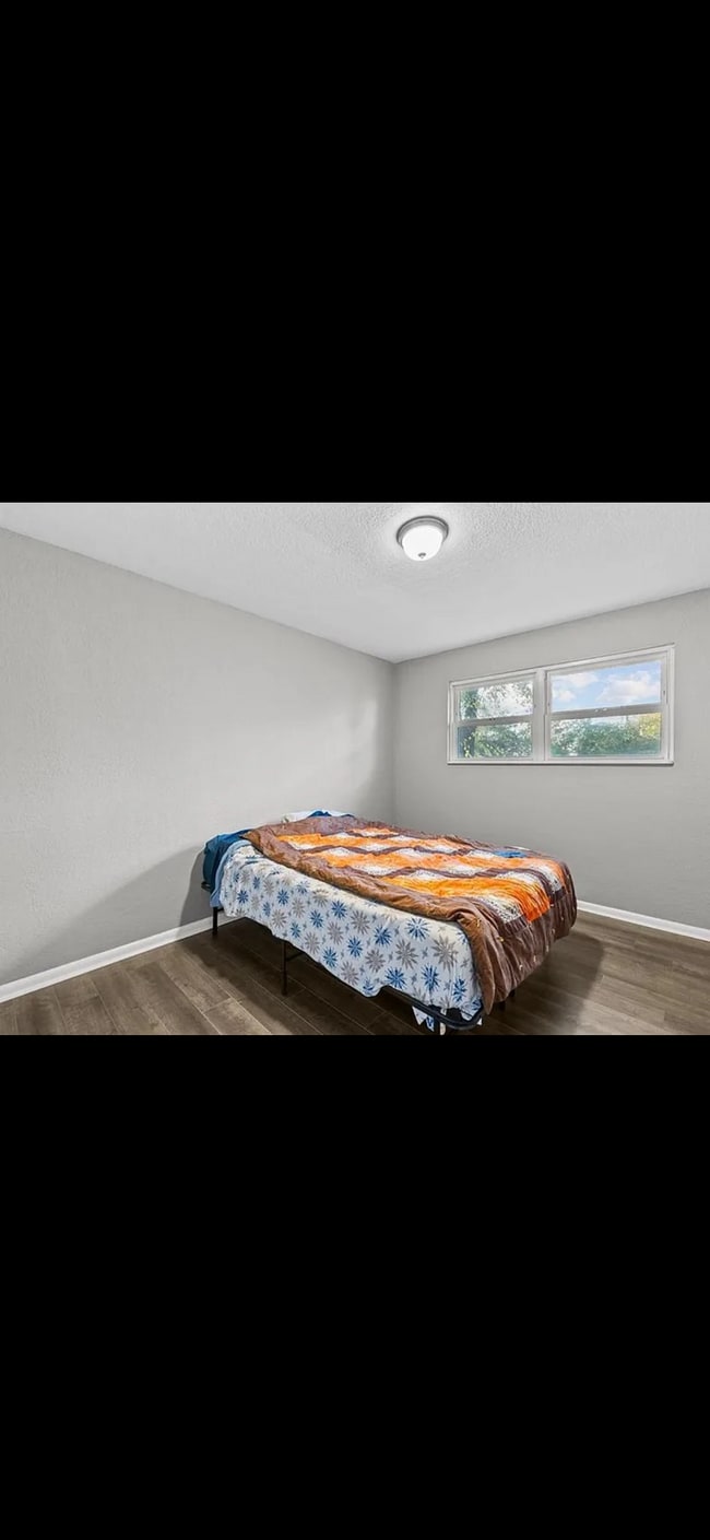 Building Photo - 314 Rogers Ave