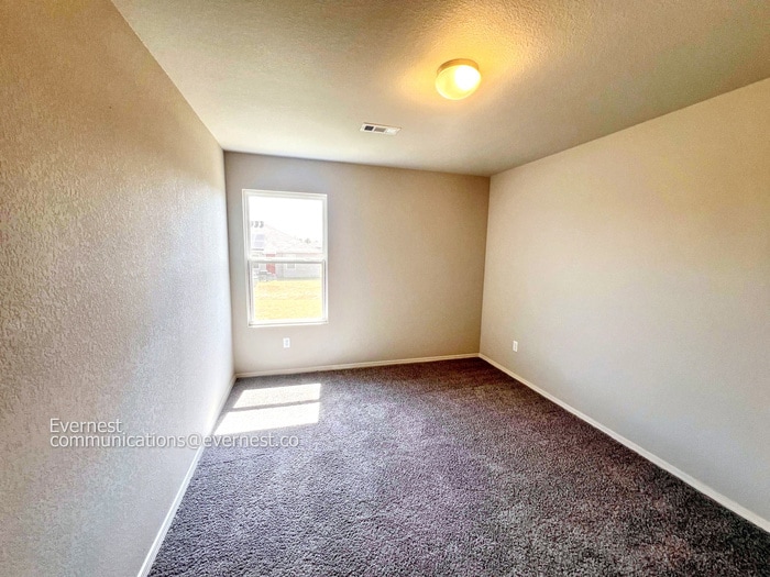 Building Photo - 1137 Santa Fe Trl