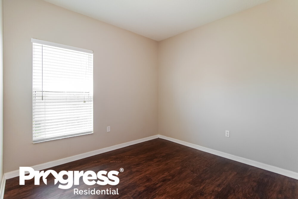 Building Photo - 536 Bromley Ct