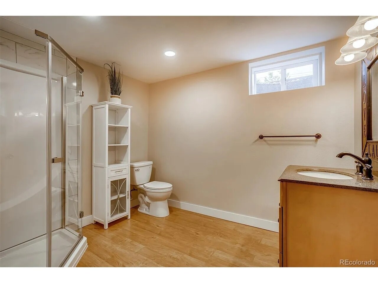 Building Photo - 8521 Crescent Dr