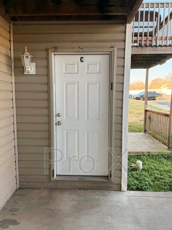 Building Photo - 4557 E Zora St