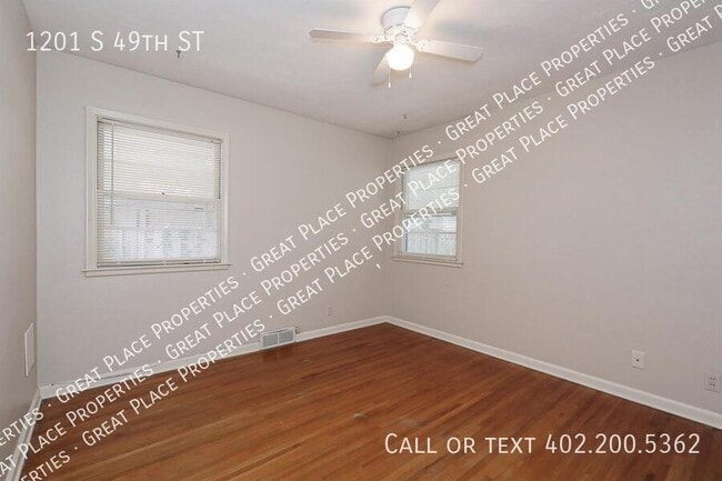 Building Photo - 1201 S 49th St