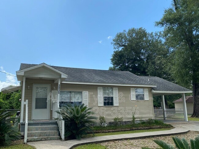 Primary Photo - 2835 Baker Ave