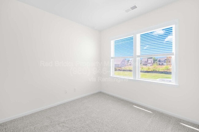 Building Photo - 9008 Catboat St