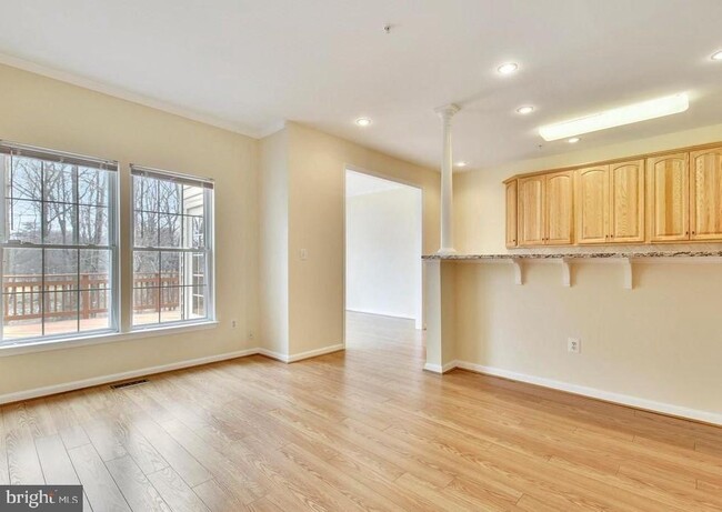 Building Photo - 64 Waddington Ln