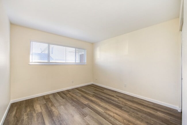 Building Photo - 11650 Garnet Way
