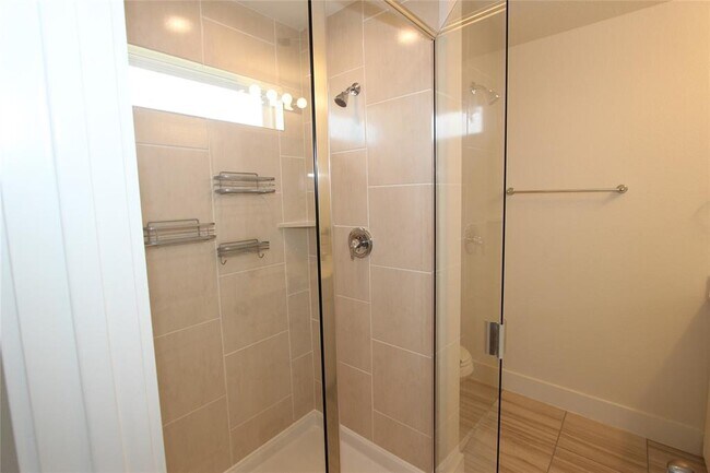 Building Photo - 131 Furlong Dr