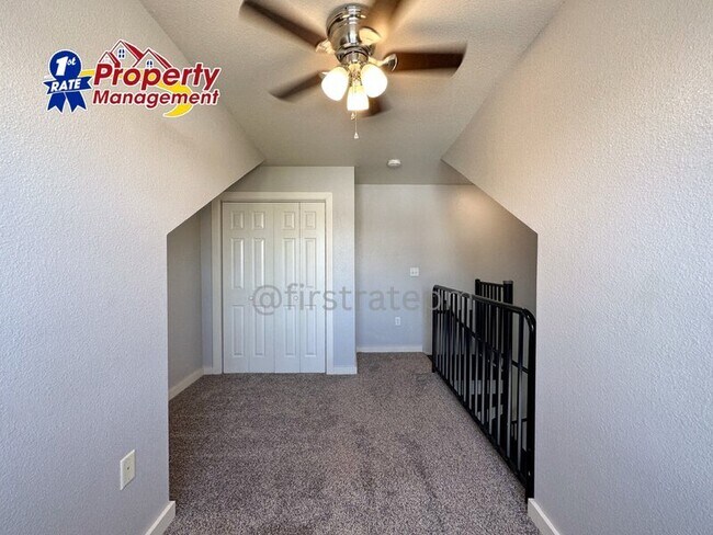 Building Photo - 272 W Mallard Dr