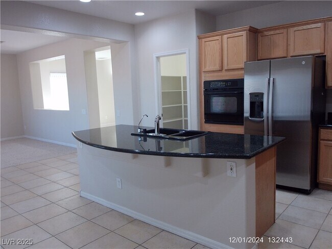 Building Photo - 6528 Birdcall St