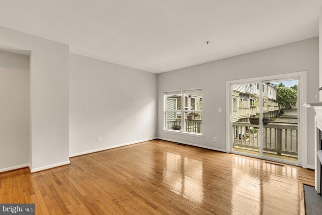 Building Photo - 1227 V St NW