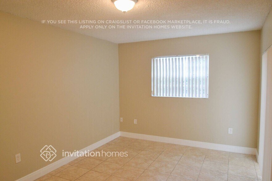 Building Photo - 7550 W 30th Ave