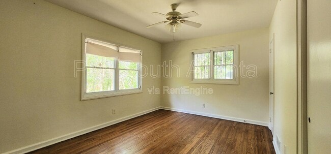 Building Photo - 804 Brookdale Dr SW