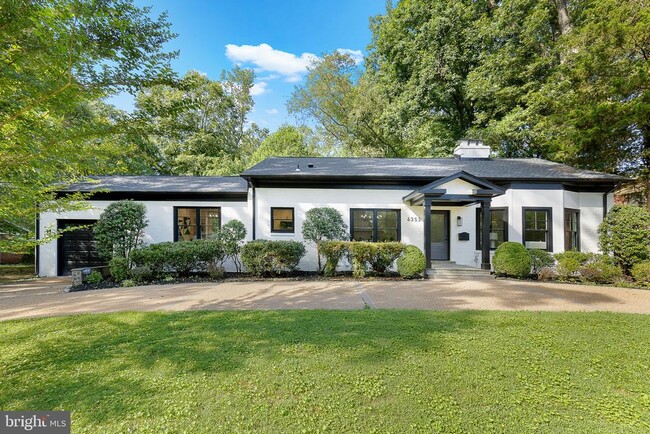 Building Photo - 6353 Crosswoods Dr