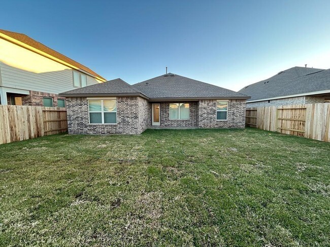 Building Photo - 2909 Eden Lk Ln