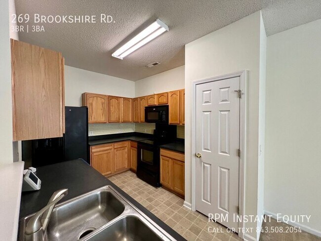 Building Photo - 269 Brookshire Rd