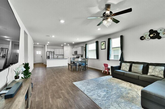 Building Photo - 116 Charles Trl