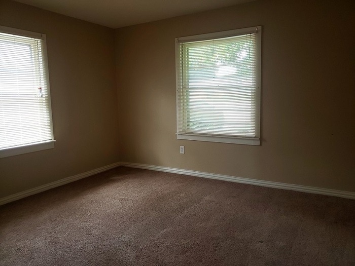 Building Photo - 3758 Denton Hwy