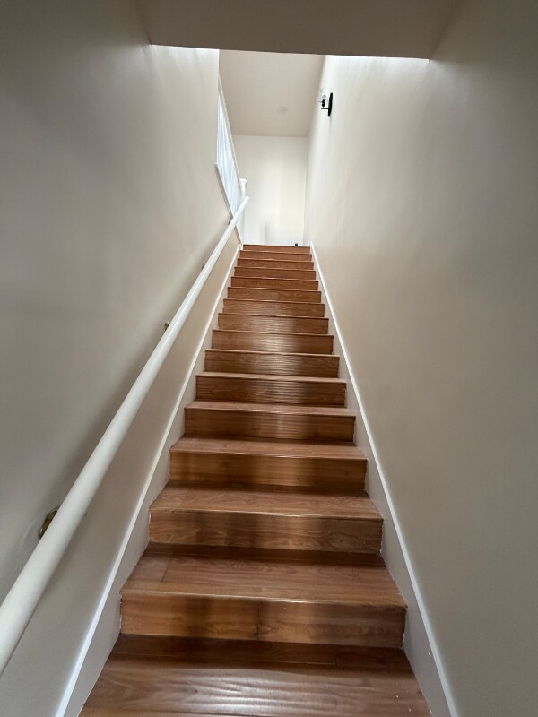 Building Photo - 317 Laurel St