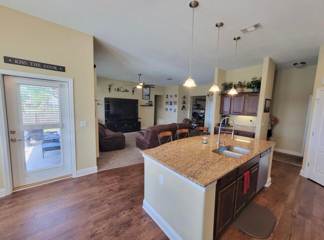 Building Photo - 8501 Holley Hills Cir