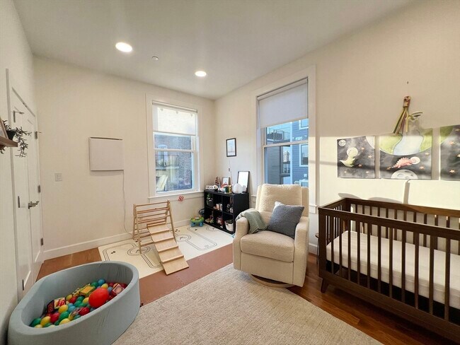 Building Photo - 46 Geneva St