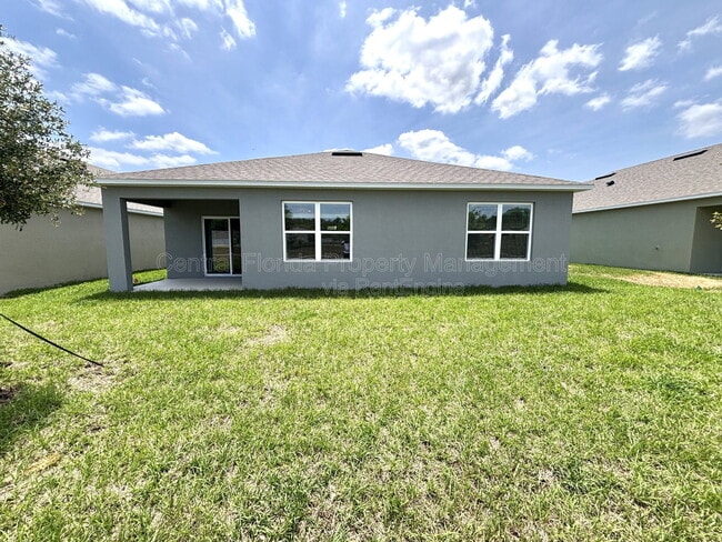 Building Photo - 5513 Hayloft Dr