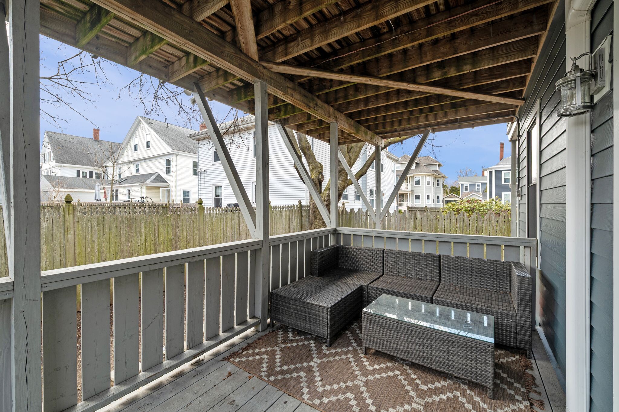 Building Photo - 41 Abbott St