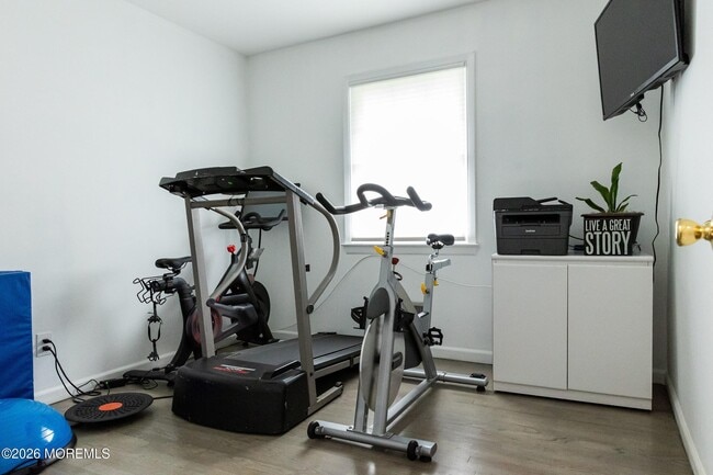 Building Photo - 18 Arbor Way