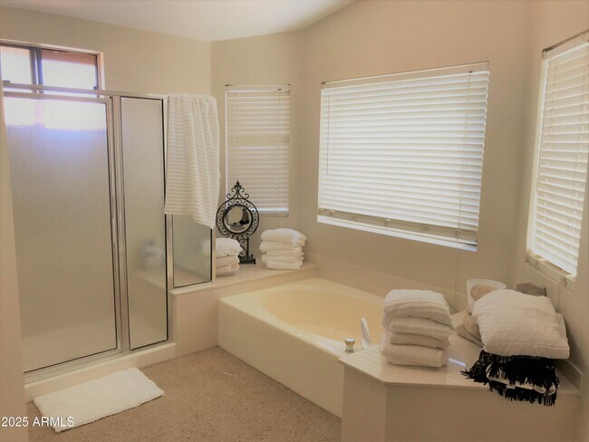 Building Photo - 19027 N 74th Ave