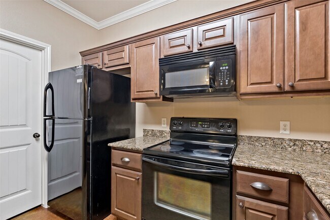 Building Photo - 3338 General Pkwy